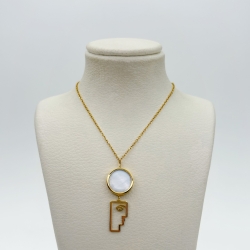 گردنبند آدمک با صدف