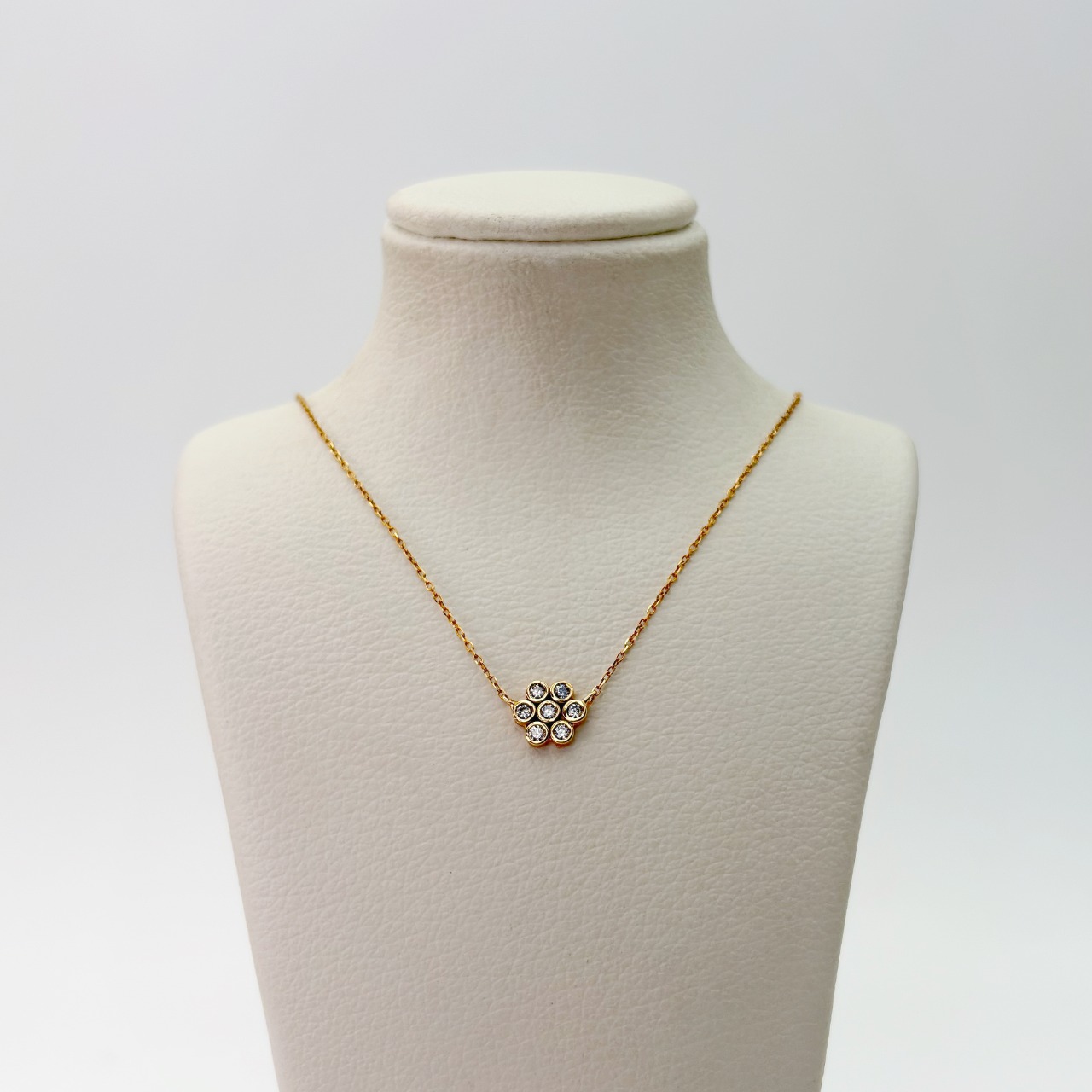 گردنبند فلاور