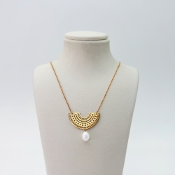 گردنبند روجا