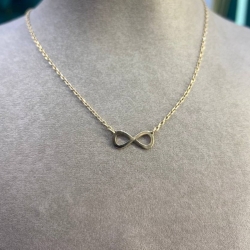 گردنبند بی نهایت
