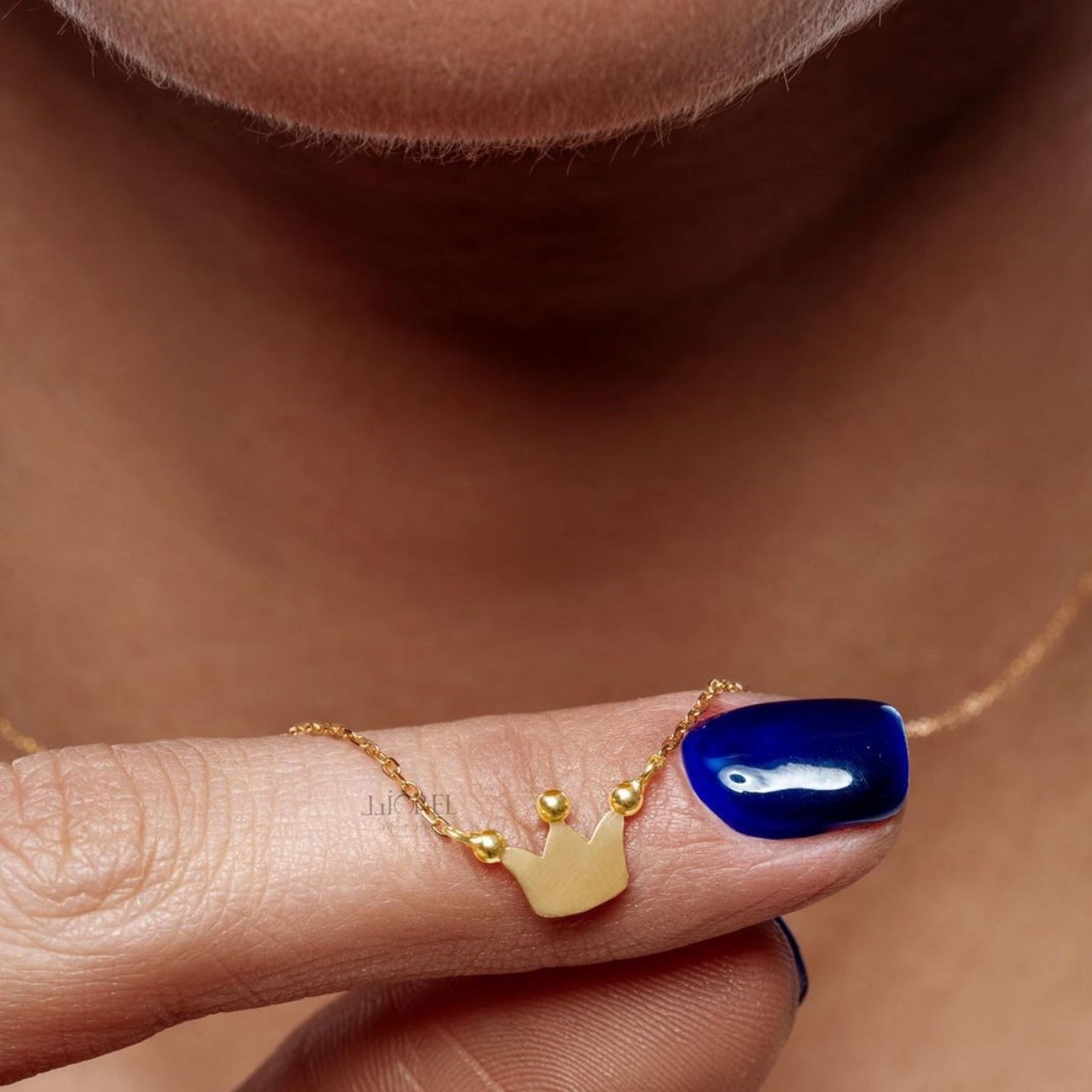 گردنبند تاج گوی