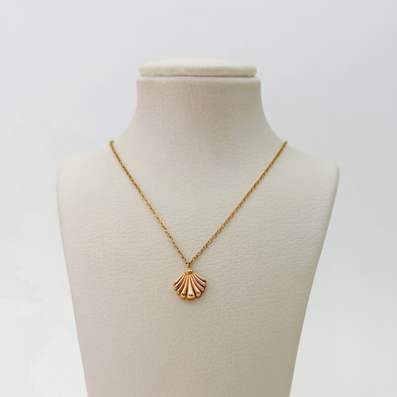 گردنبند صدف دامله